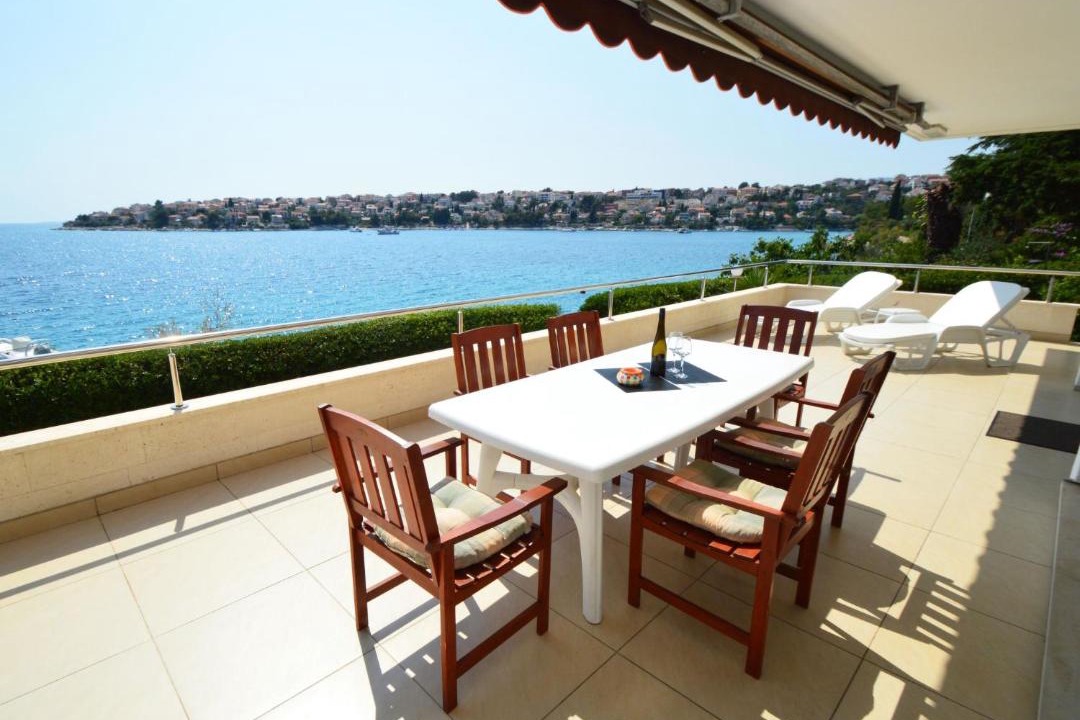 Photo of Patio Balcony in Okrug Gornji
