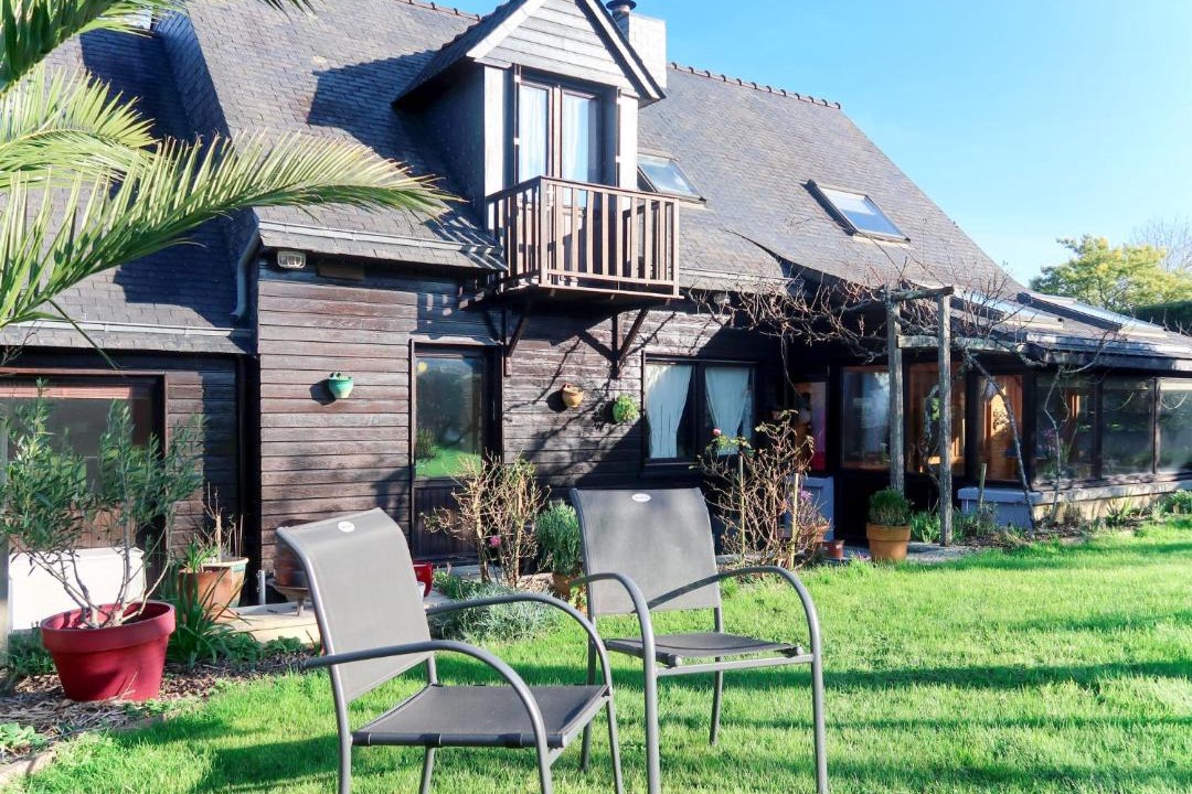 Photo of Buildings in Crozon