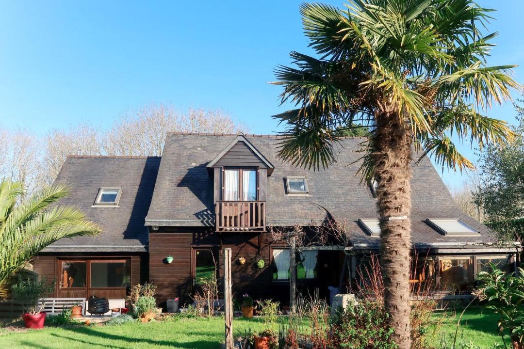 Photo of Buildings in Crozon