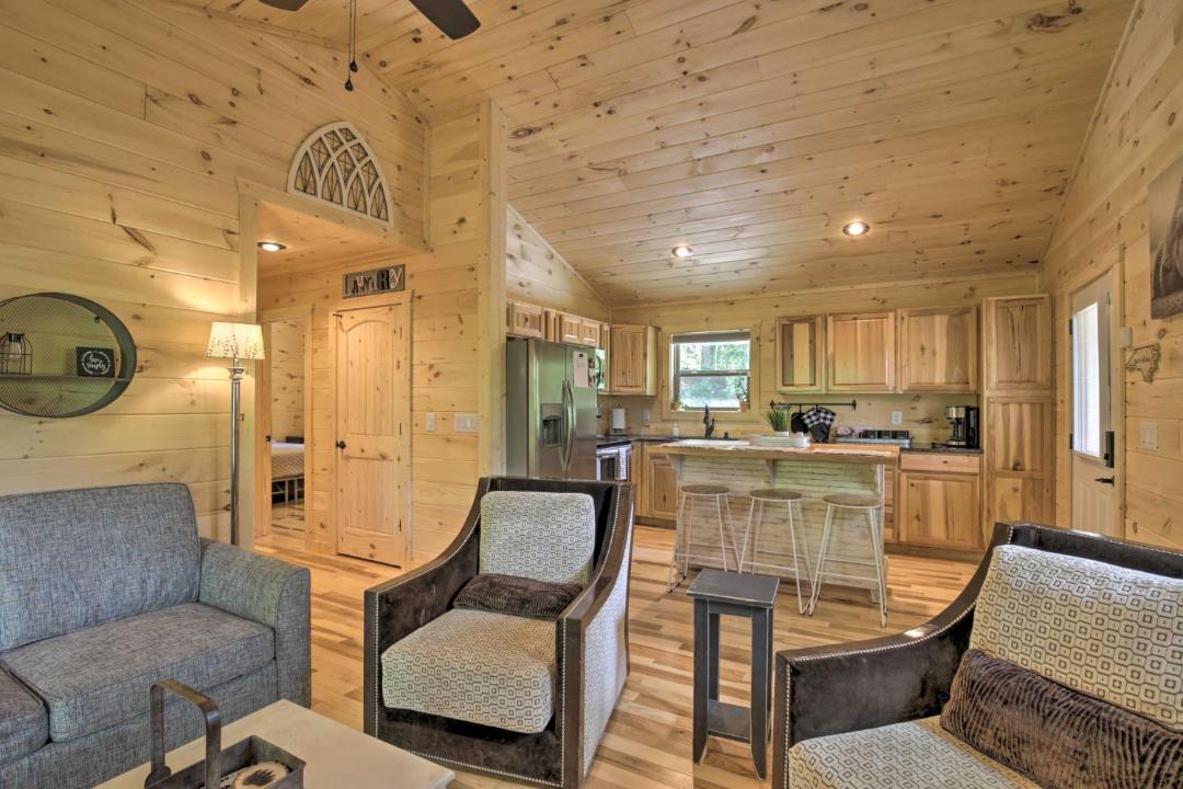 Photo of Livingroom in Murphy