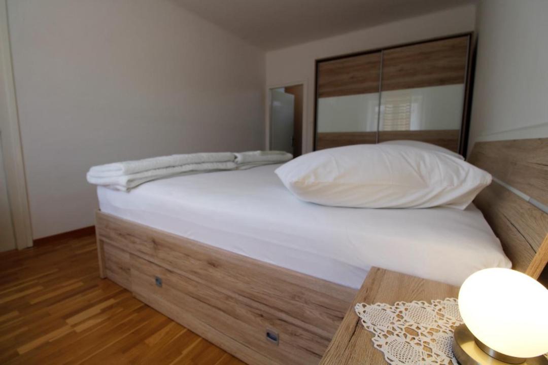 Photo of Bedroom in Cove Rogacic
