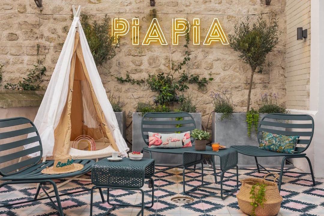 Photo of Others in Charonne