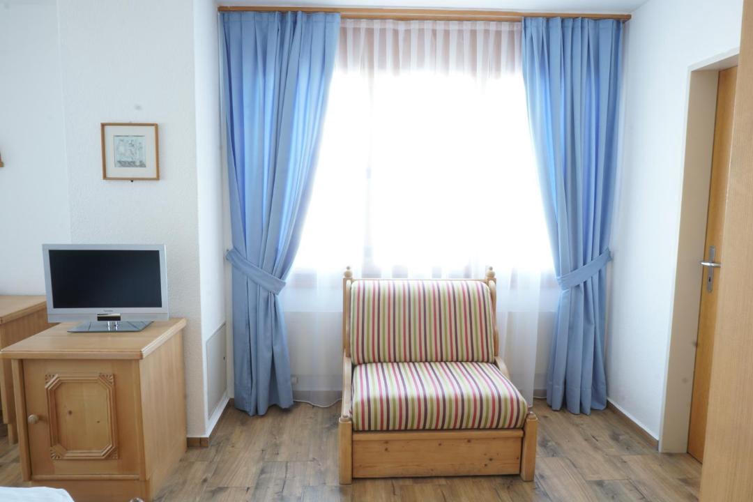 Photo of Others in Rohr