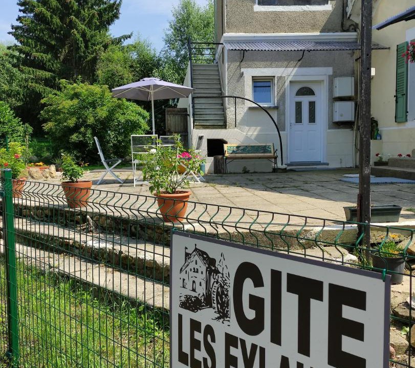 Photo of Others in Pionsat