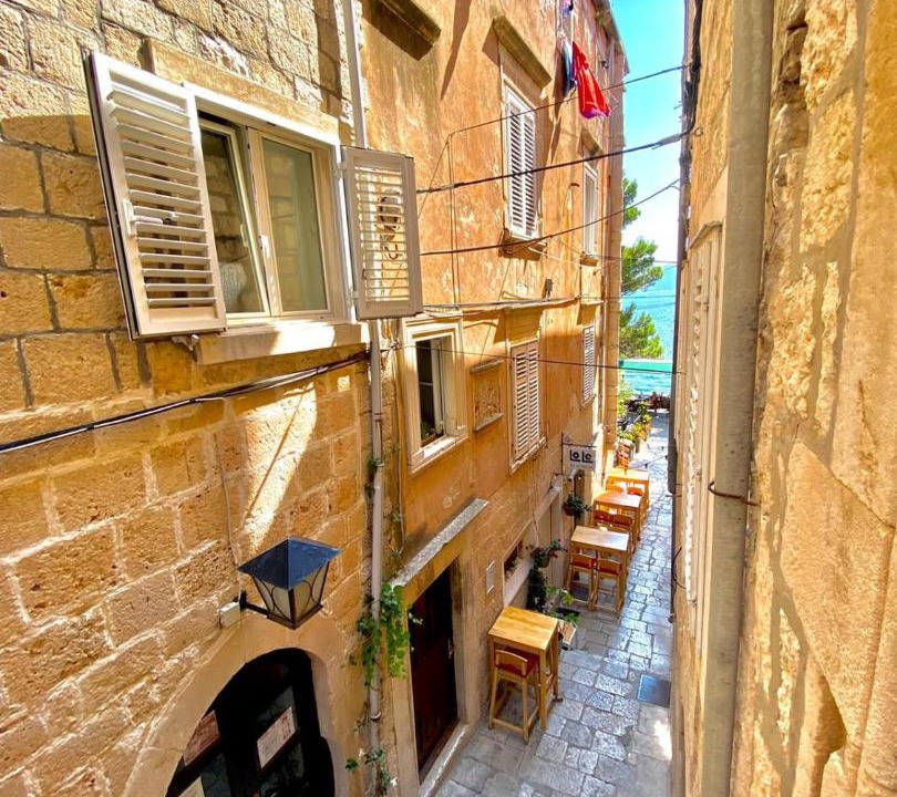 Photo of Buildings in Cove Tri Zala (Zrnovo)