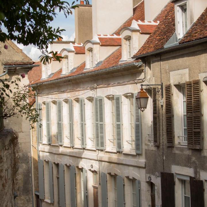 Photo of Buildings in Tonnerre