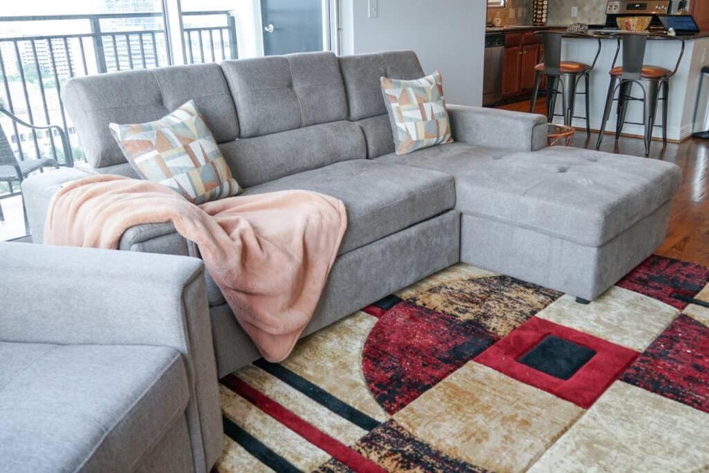 Photo of Livingroom in Uptown