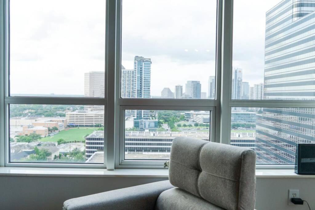 Photo of Livingroom in Uptown