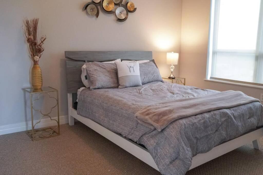 Photo of Bedroom in Uptown