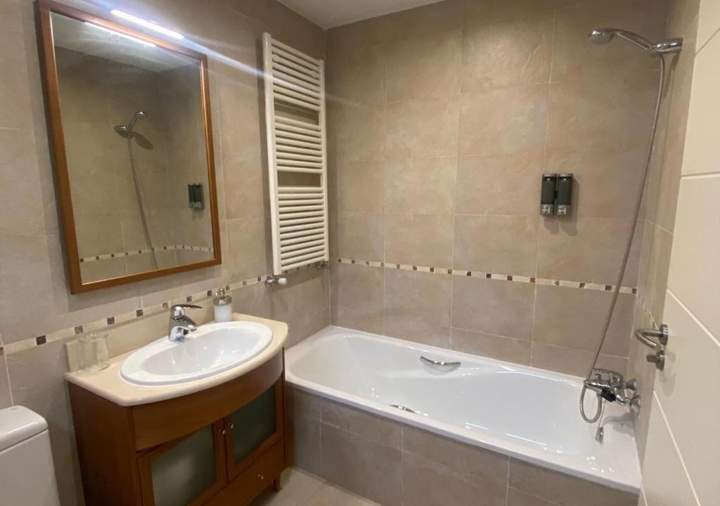 Photo of Bathroom in Latas
