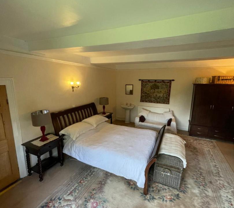 Photo of Bedroom in Grendon