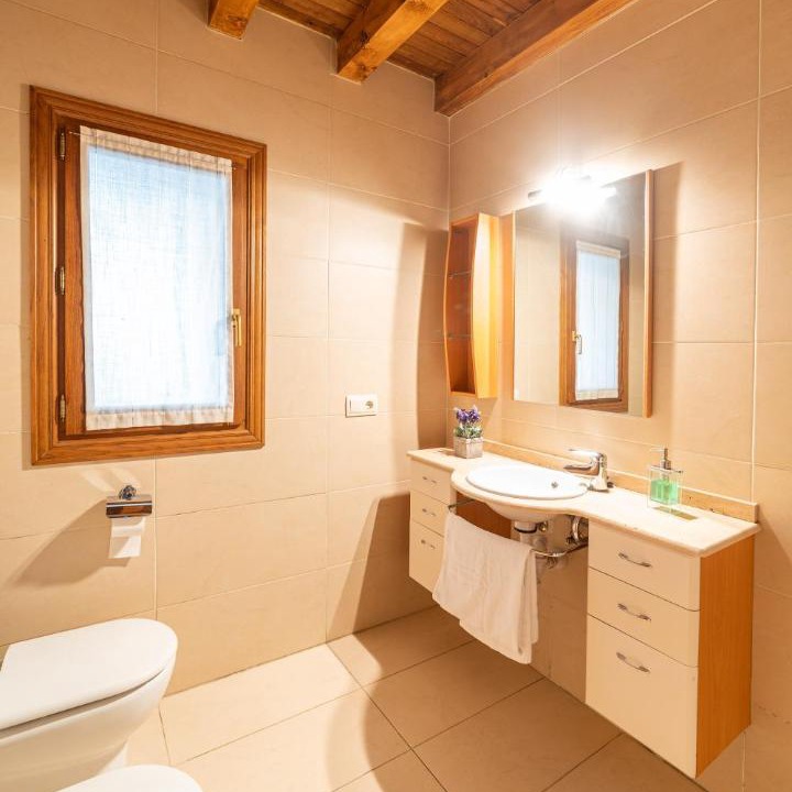 Photo of Bathroom in Bizkarreta-Gerendiain