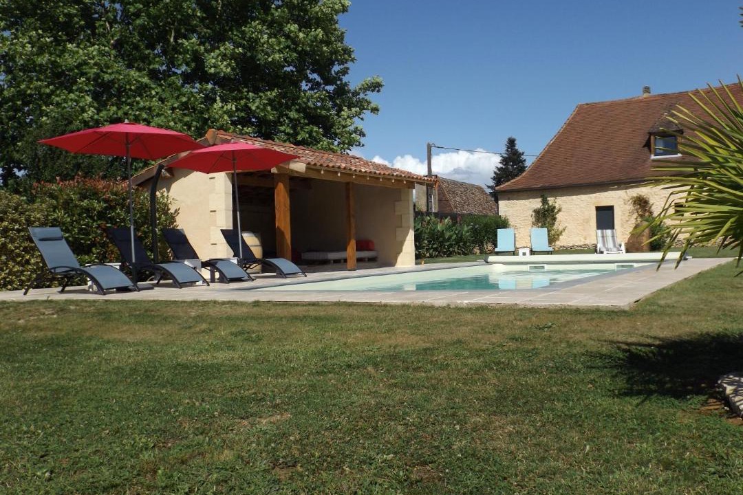 Photo of Buildings in Lalinde