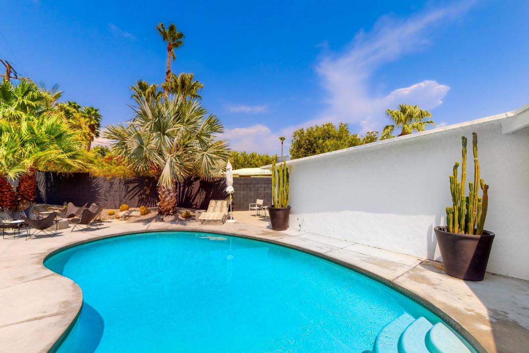 Photo of Outdoor in Racquet Club Estates