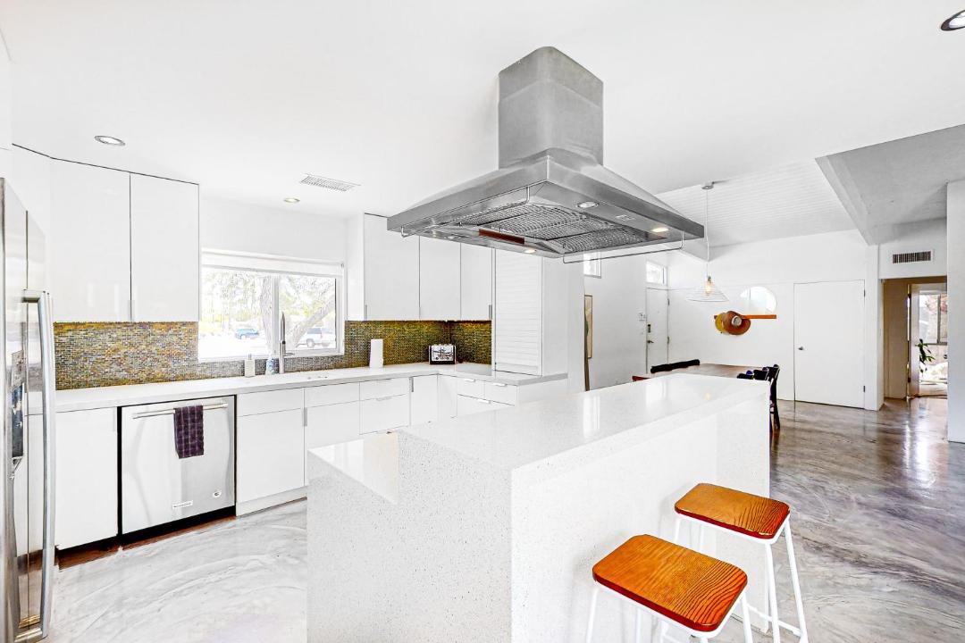 Photo of Kitchen in Racquet Club Estates