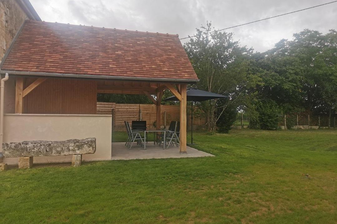 Photo of Buildings in Le Deffand