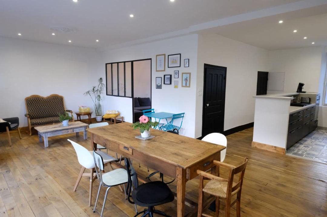 Photo of Livingroom in Naucelle