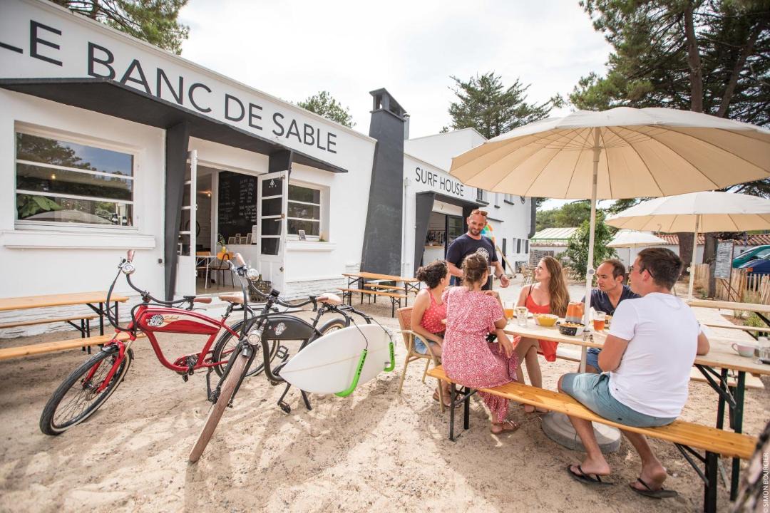 Photo of Others in Les Conches