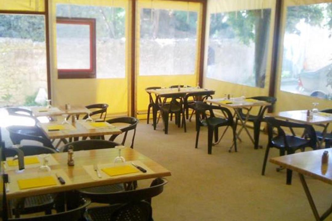 Photo of Others in Charmes-sur-Rhone