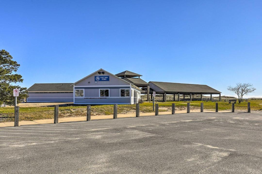 Photo of Buildings in Hampton