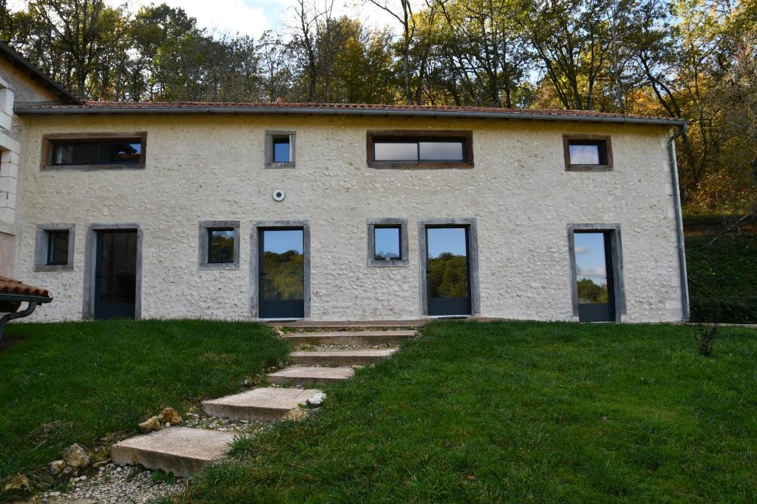 Photo of Others in Montrem