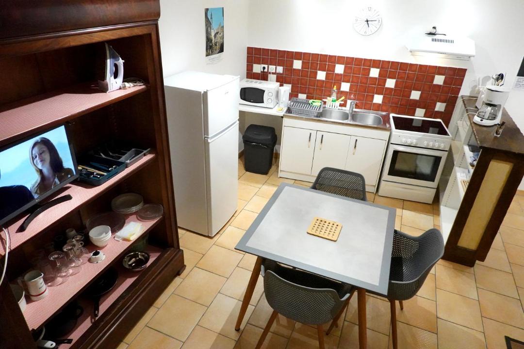 Photo of Kitchen in Bourbon-Lancy