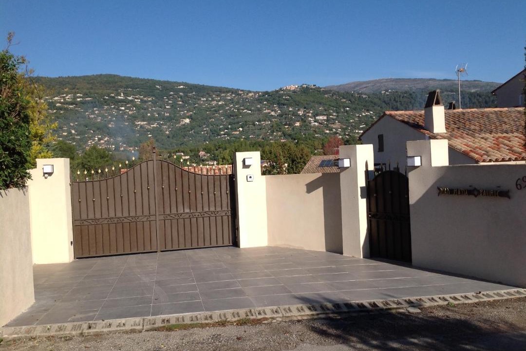 Photo of Buildings in Peymeinade