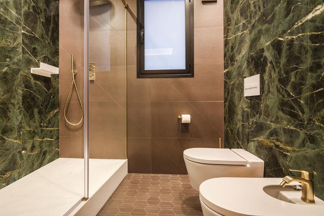 Photo of Bathroom in Logrono Historic Centre