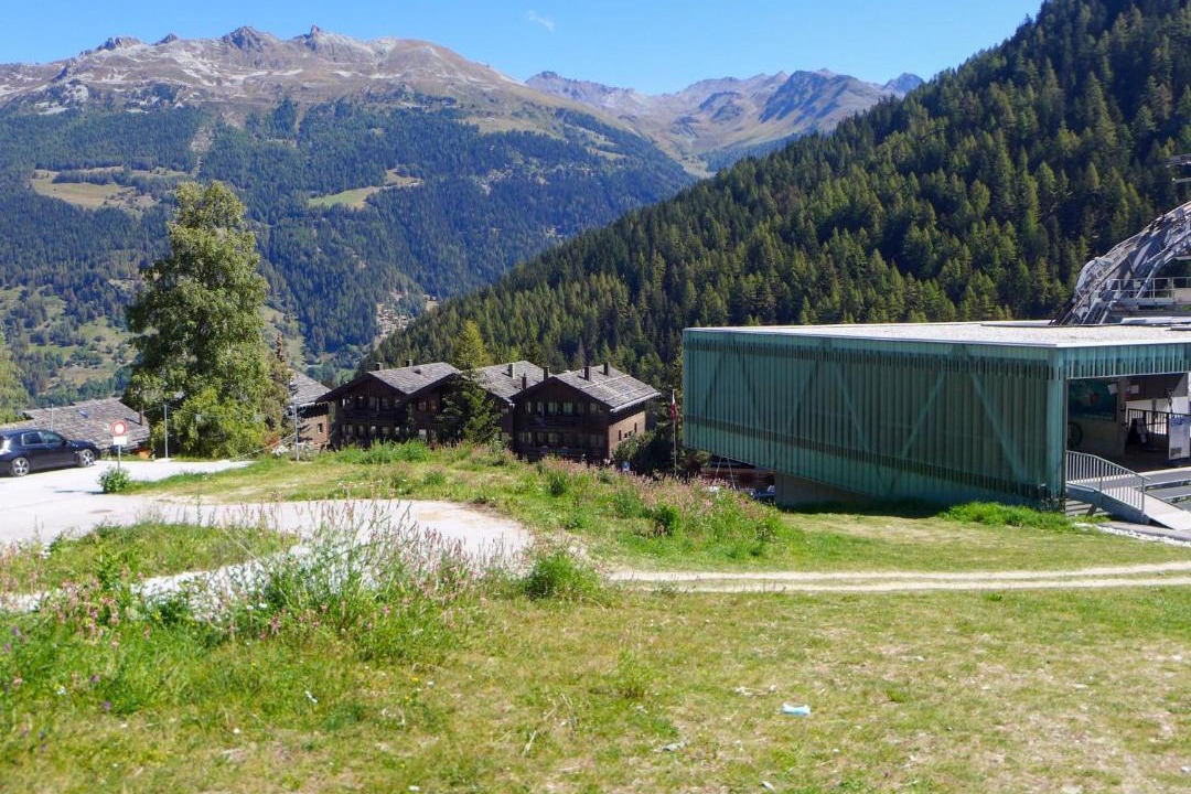 Photo of Buildings in Grimentz