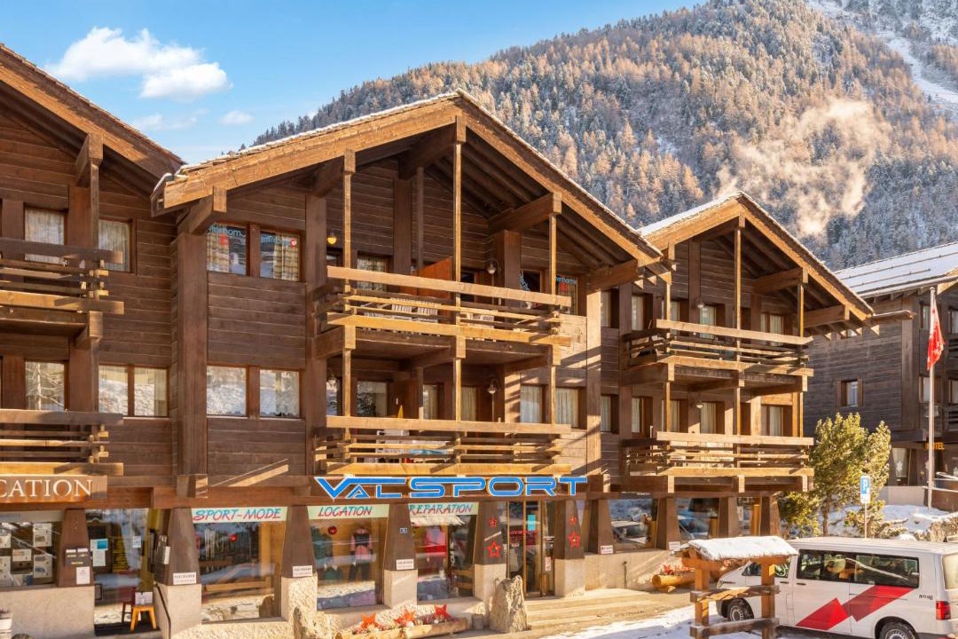 Photo of Buildings in Grimentz