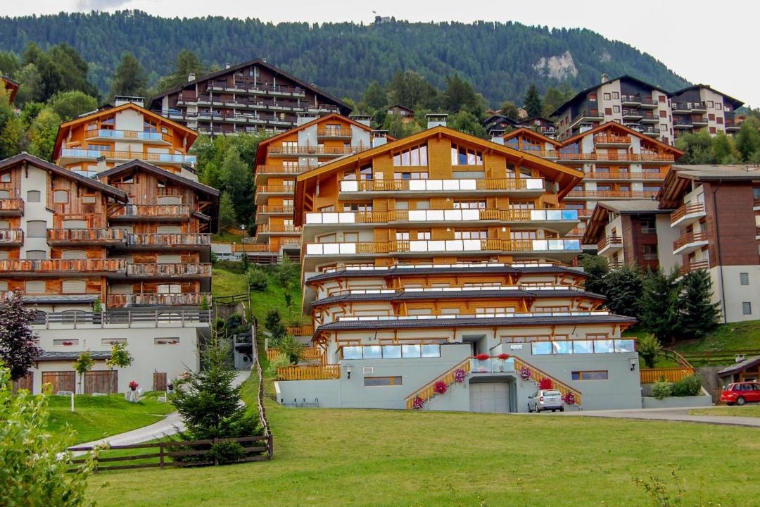 Photo of Buildings in Saint-Pierre-de-Clages