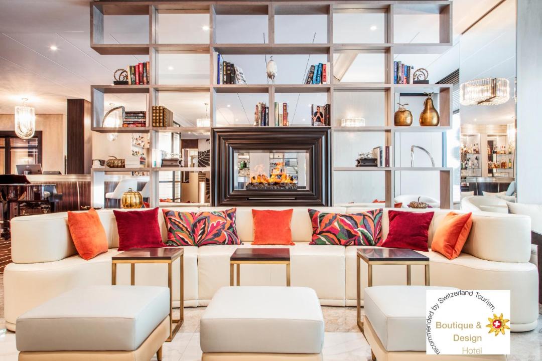 Photo of Livingroom in Downtown Geneva