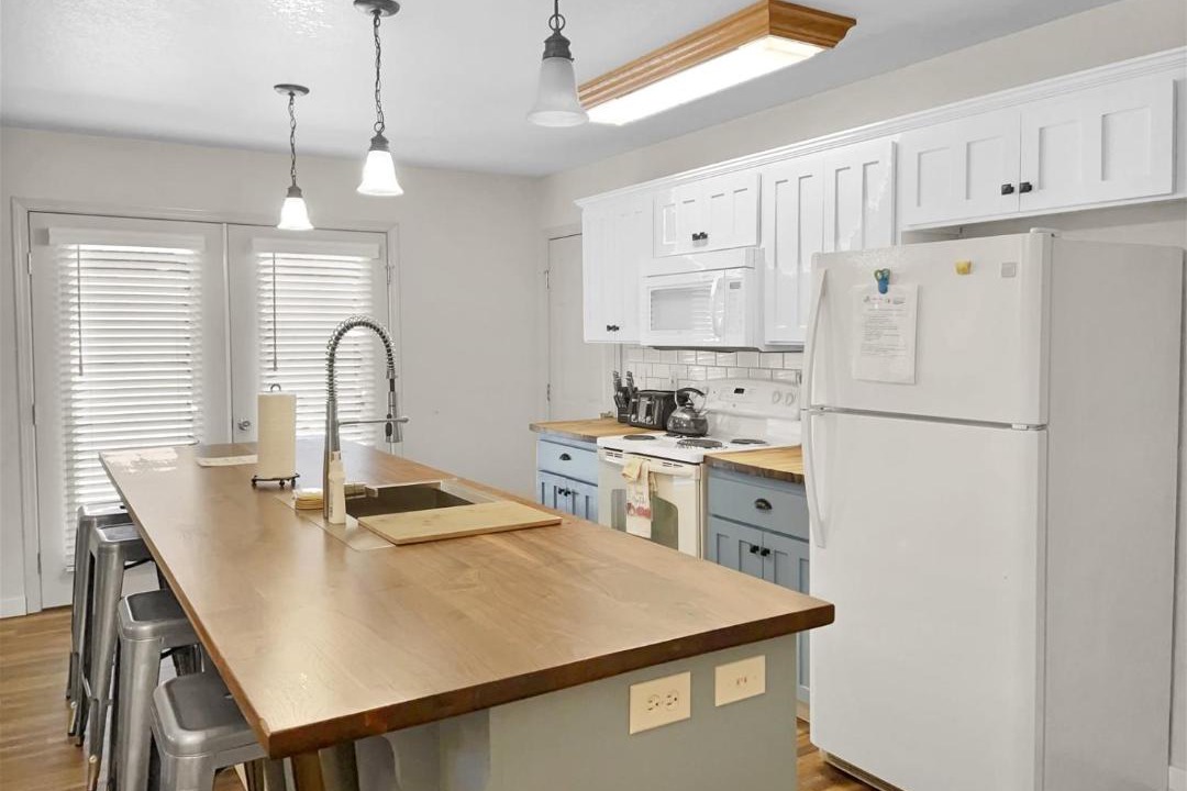 Photo of Kitchen in Sisters