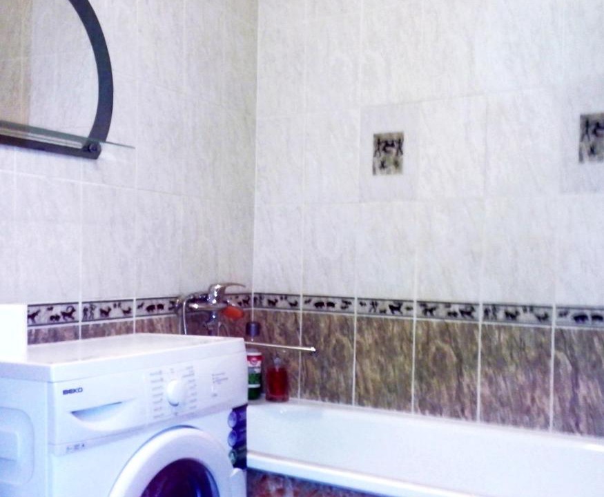 Photo of Others in Engels