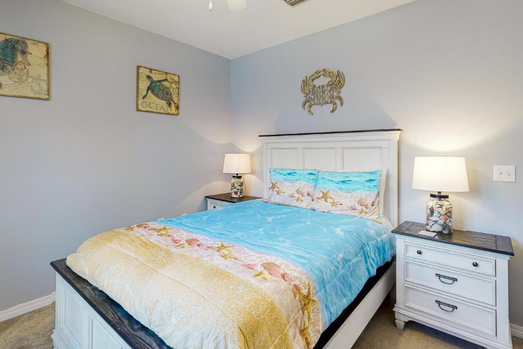 Photo of Bedroom in Gulf Shores