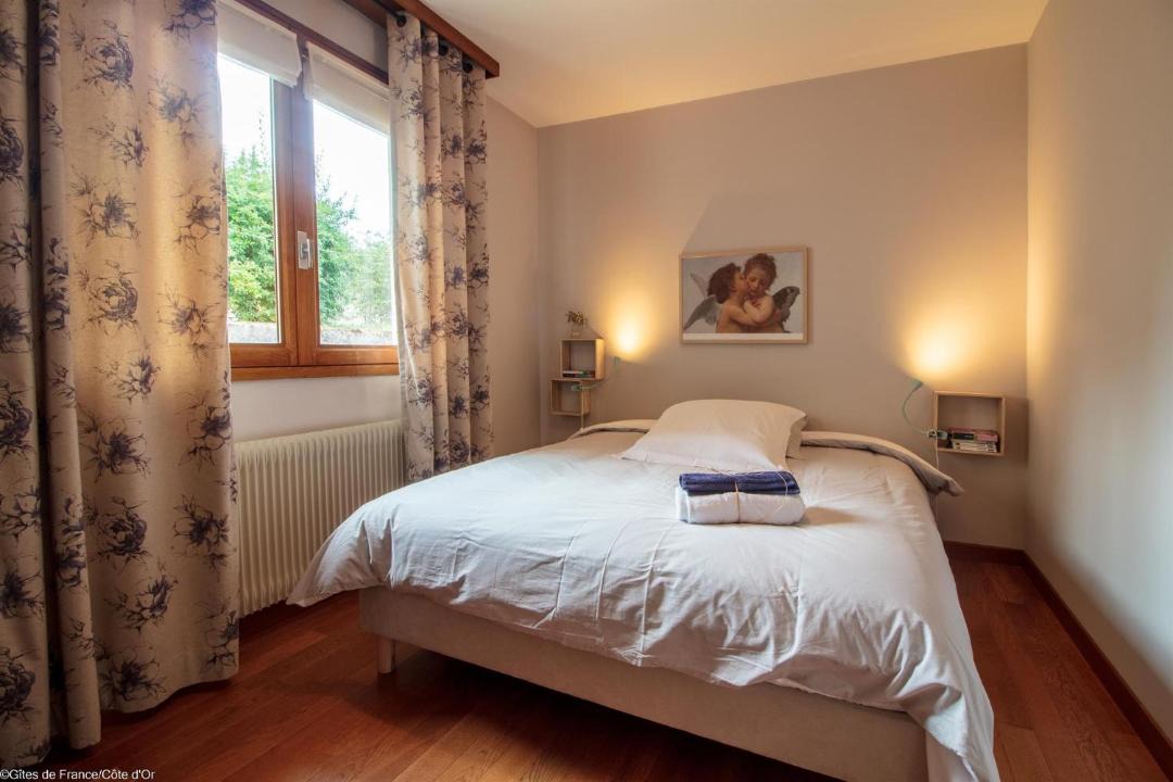 Photo of Bedroom in Genay