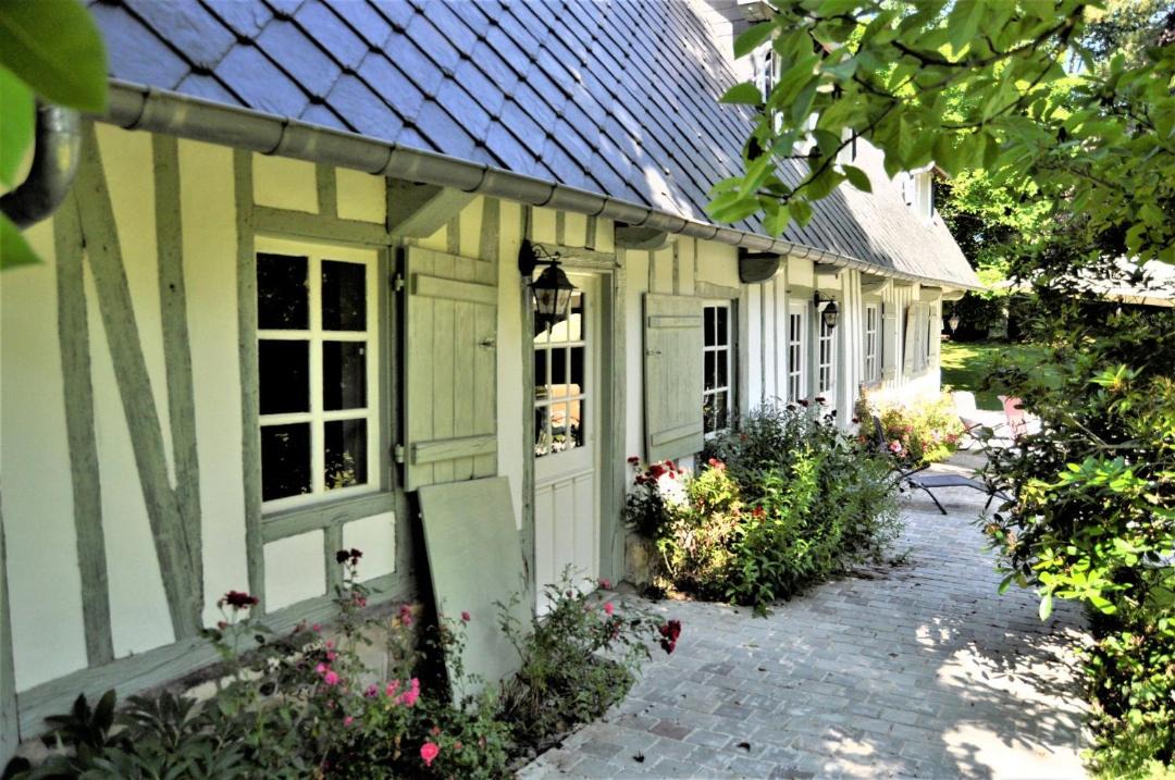 Photo of Others in Etreville