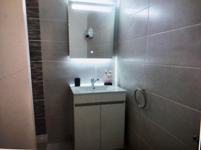 Photo of Bathroom in Coursan
