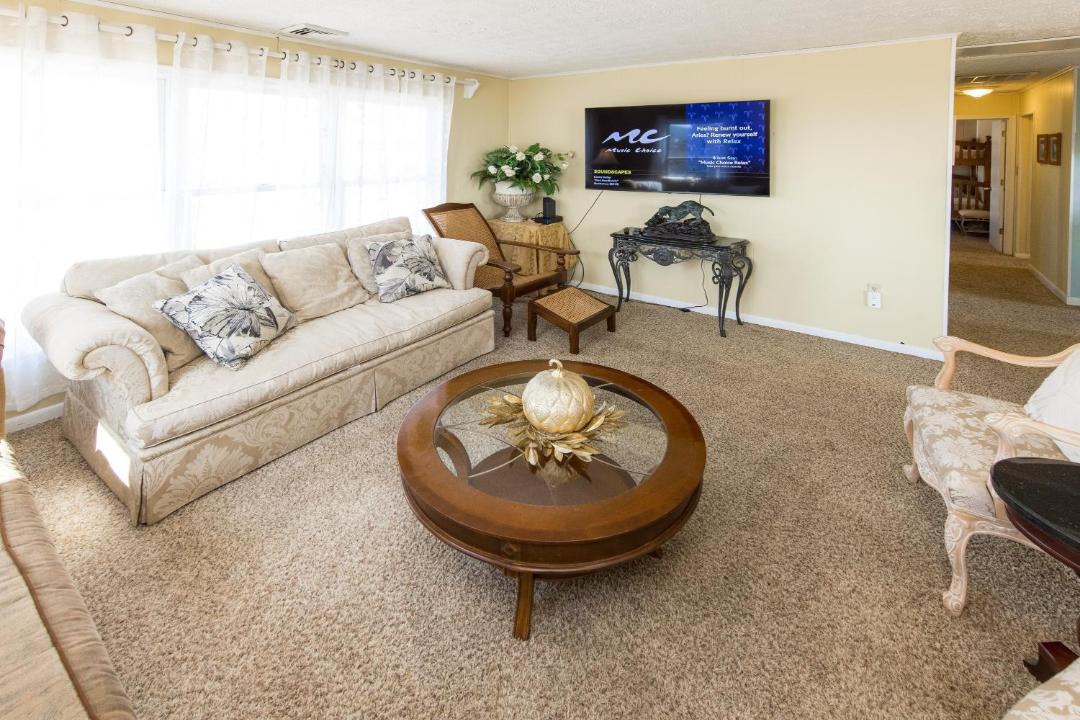 Photo of Livingroom in Sandbridge