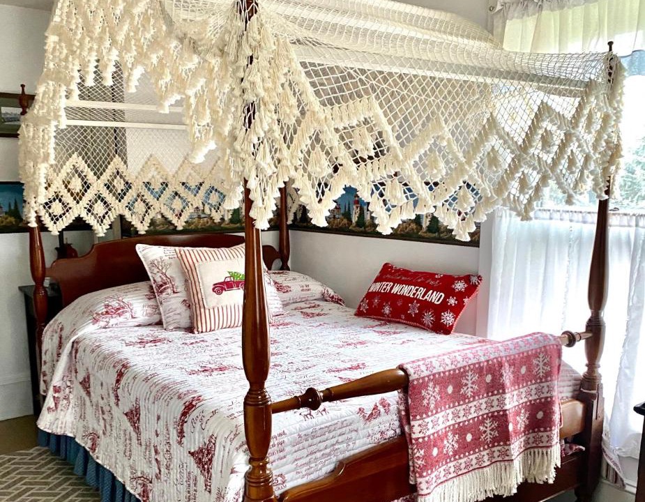 Photo of Bedroom in Holcomb