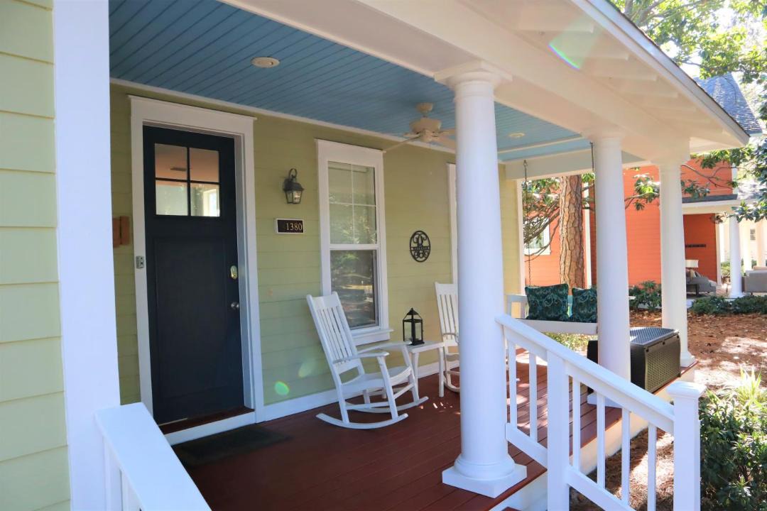 Photo of Others in Laurel Grove