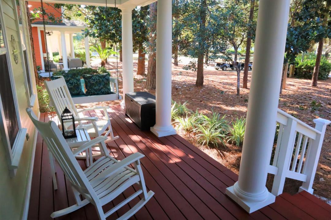 Photo of Others in Laurel Grove