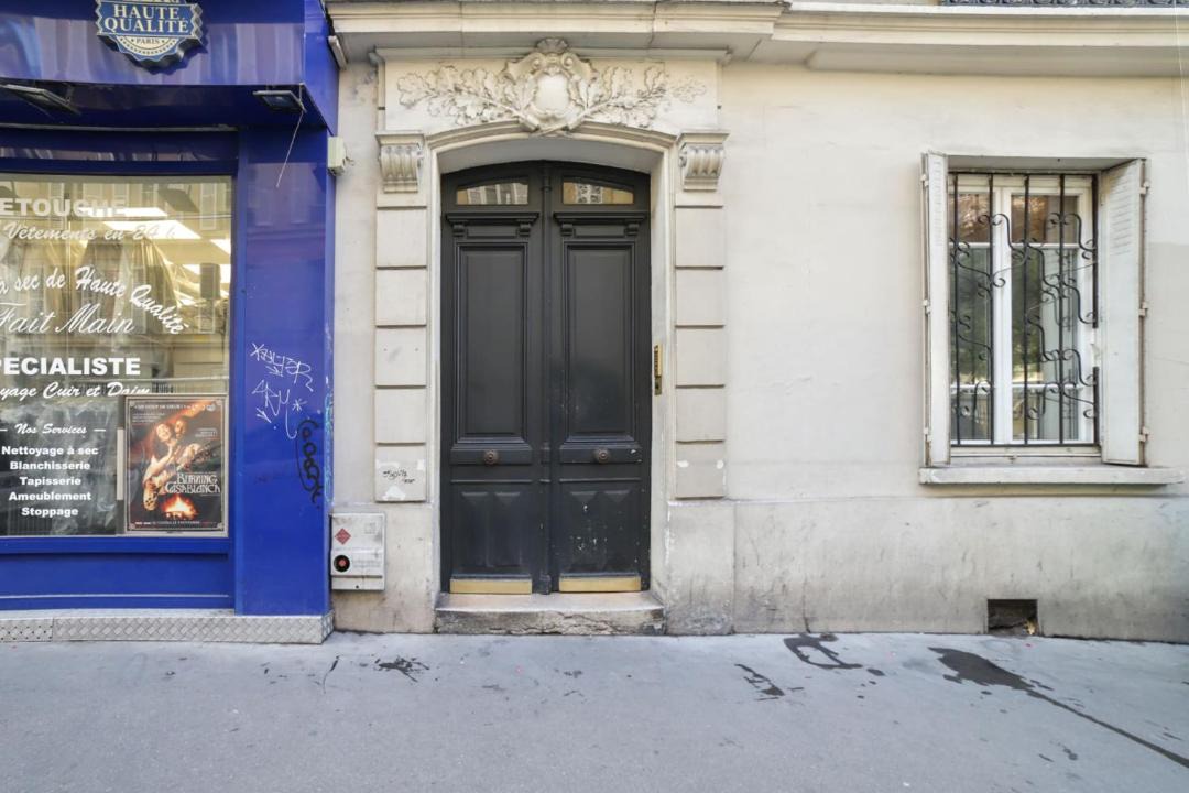 Photo of Buildings in 18th Arrondissement
