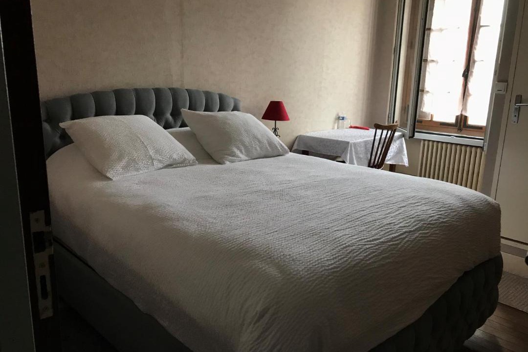 Photo of Others in Saint-Just