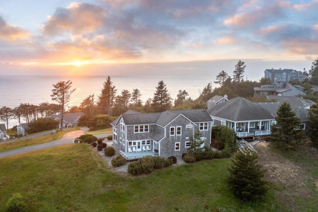 Photo of Others in Cloverdale