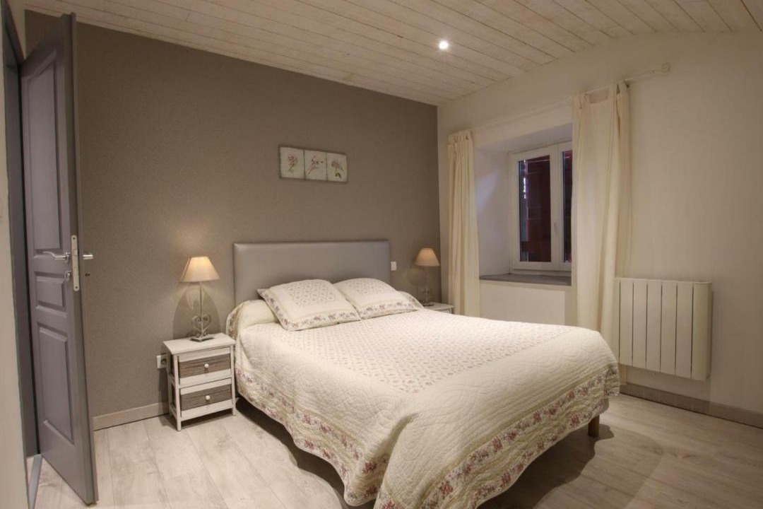 Photo of Bedroom in Ainhice-Mongelos