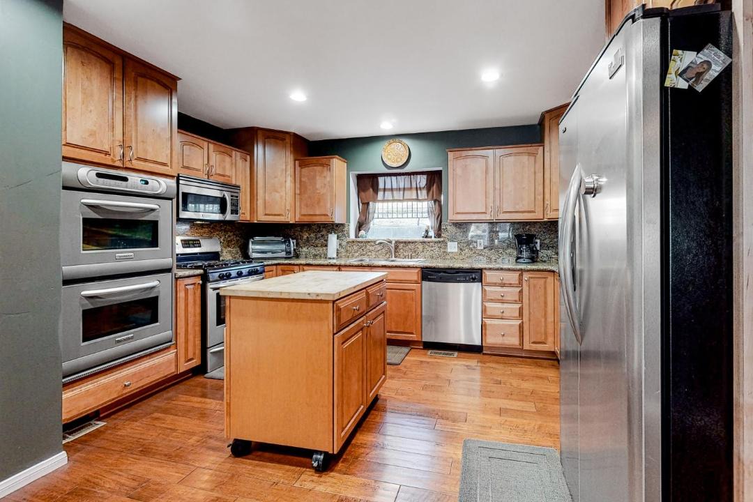 Photo of Kitchen in Arrowbear Lake