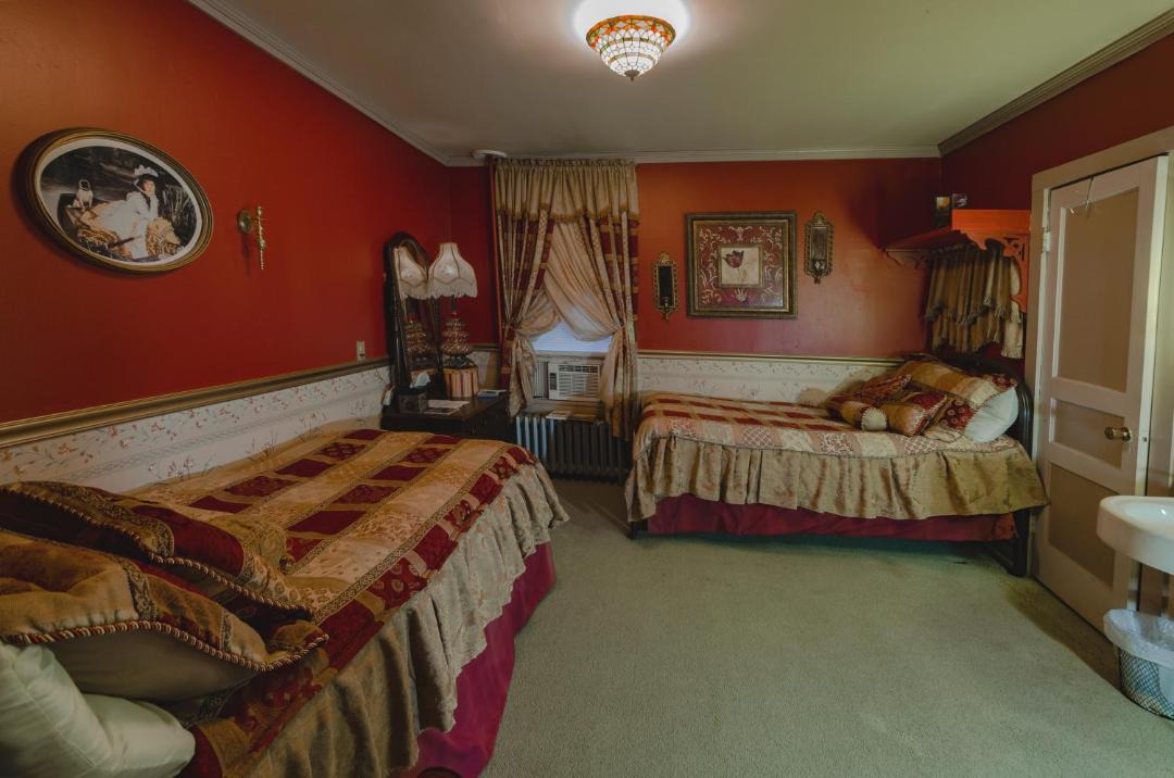 Photo of Others in Red Boiling Springs
