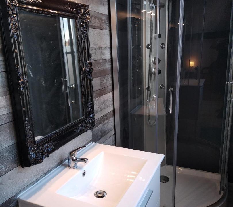 Photo of Bathroom in Saint-Germain-du-Corbeis