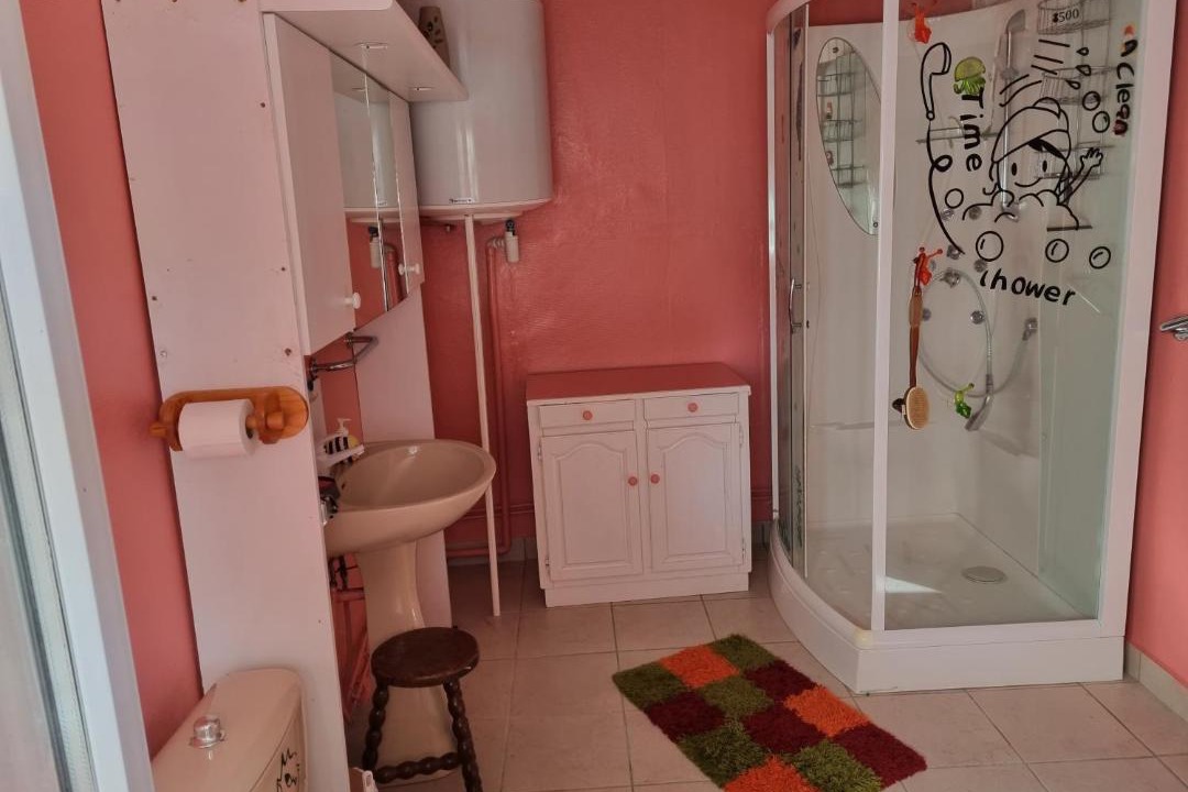 Photo of Bathroom in Vendat